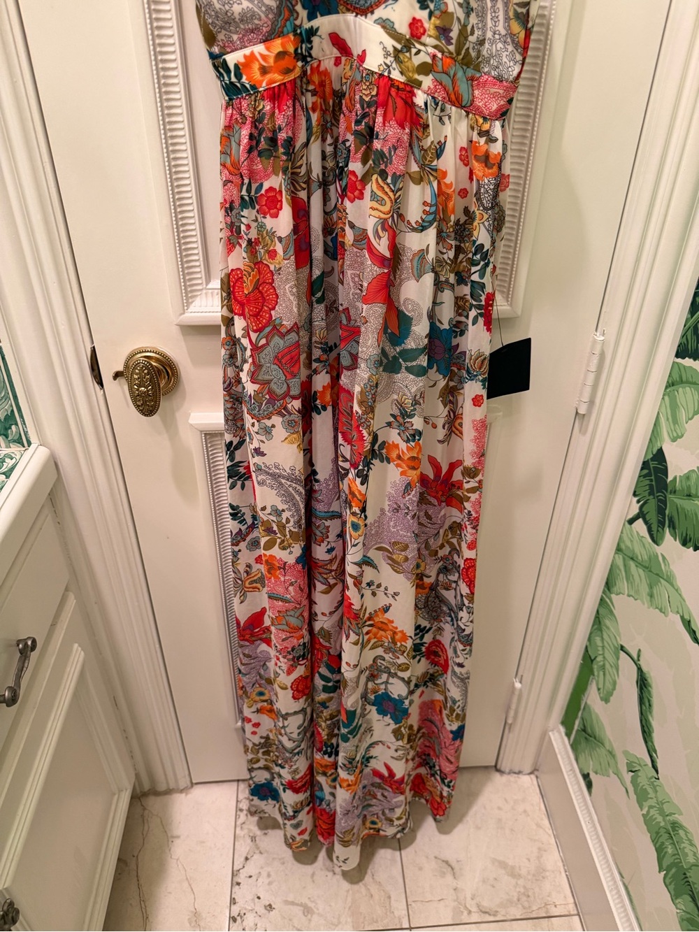 NWT Lulus Lilja Cream Floral Print Sleeveless Maxi Dress, Size Medium - Picture 6 of 9